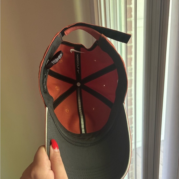 Nike Golf ⛳️ hat - Picture 4 of 5